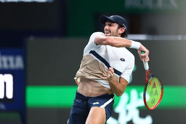 瓦舍罗延续黑马之旅    摄影/任玉明